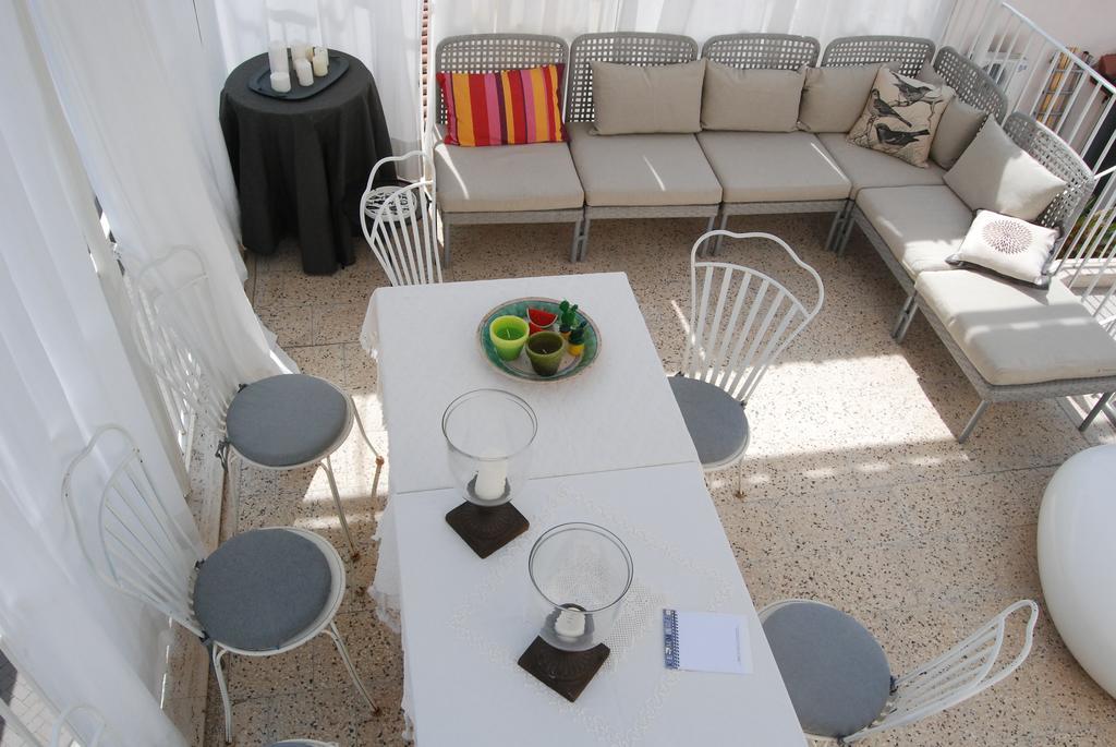 Kemmare Bed & Breakfast Рипосто Екстериор снимка